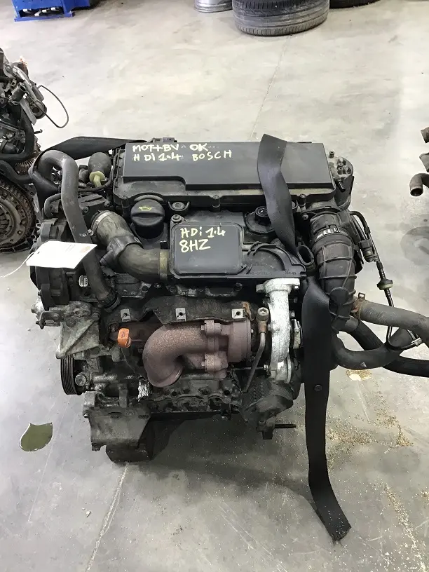 Moteur Peugeot 206 1.4 HDI (0099241-24)