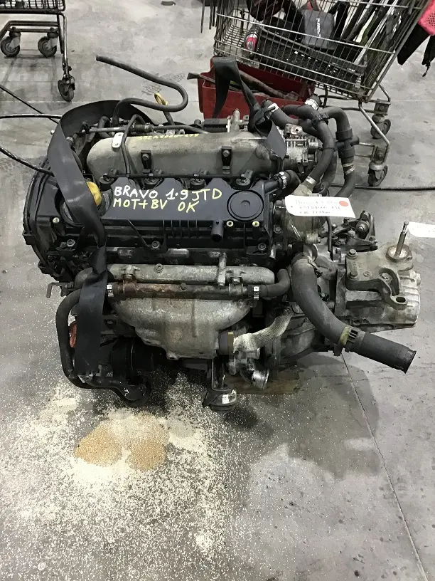 Moteur + BV Fiat Bravo 1.9 JTD (32)