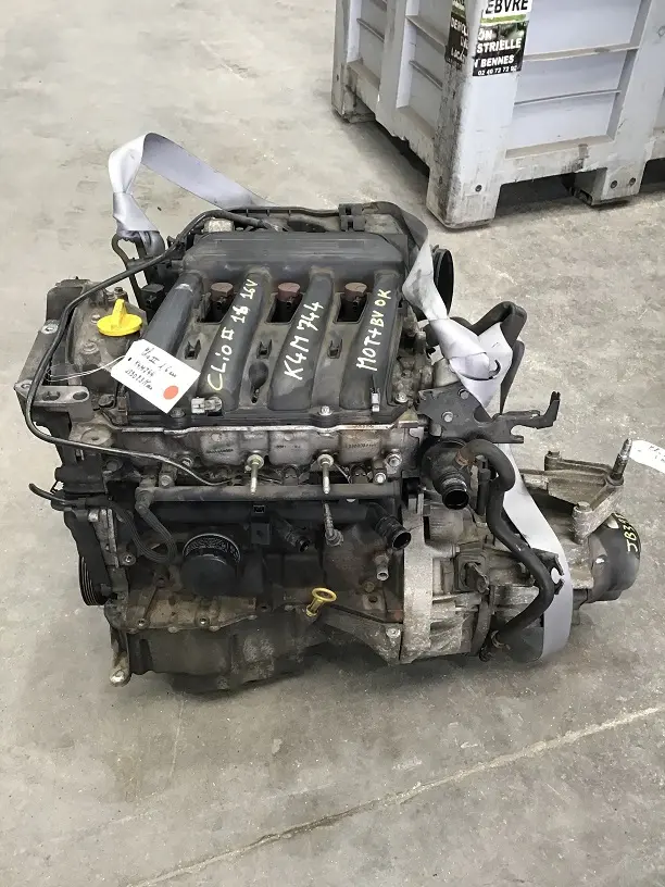 Moteur + BV Renault Clio II 1.6 ess (158)