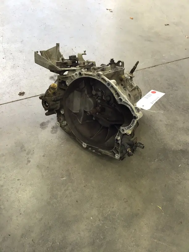 Boite de vitesse Peugeot 406 1.8 ess (0192221-28)