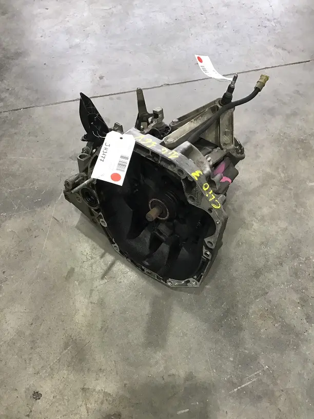 Boite de vitesse Renault Clio III 1.4 ess (1032251-32)