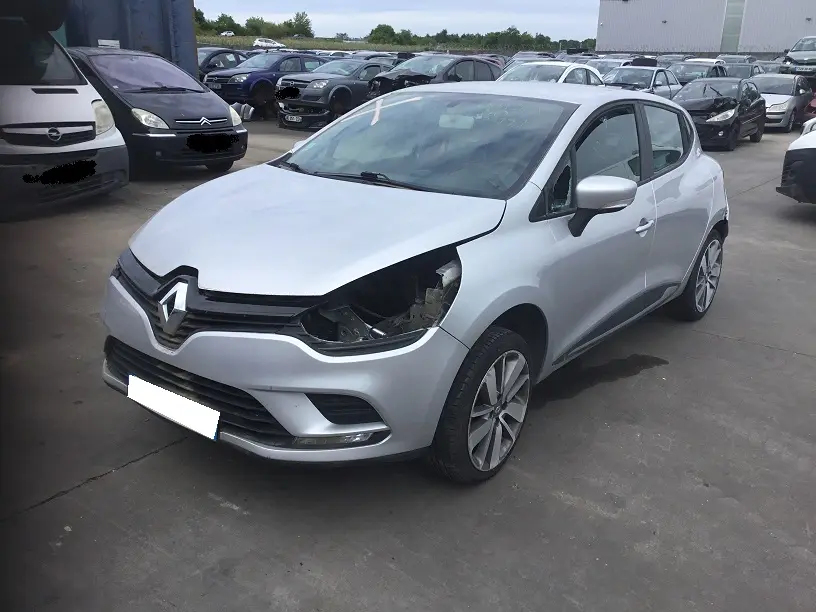 Clio IV 1,5 DCI 90 à la pièce (1198241)