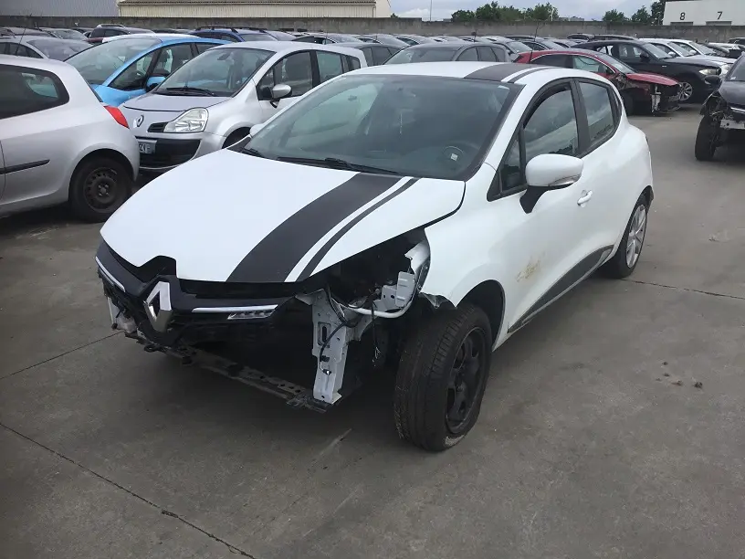 Renault Clio IV 1,5 Energy DCI 90 à la pièce (0987241)
