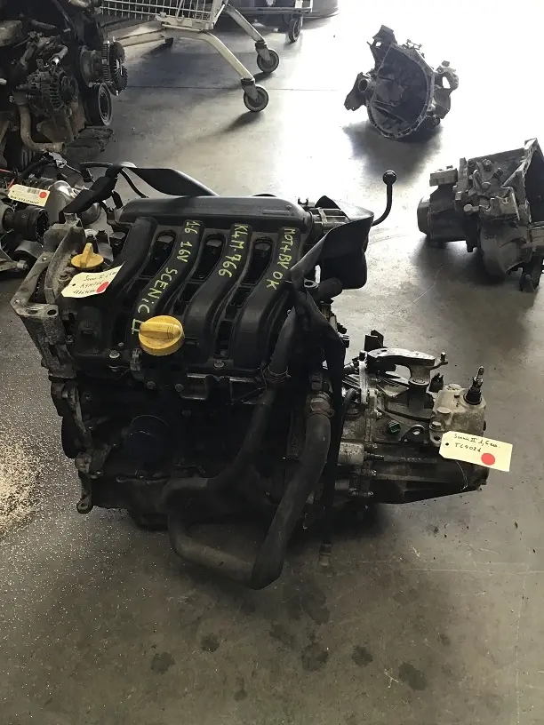 Moteur + BV Renault Scenic II 1.6 ess (118)