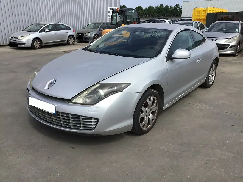 Renault Laguna III coupé 2,0 DCI 150 à la pièce (1200241)