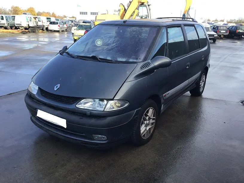 Renault Espace III 2,2 DCI 129 à la pièce (0775241)