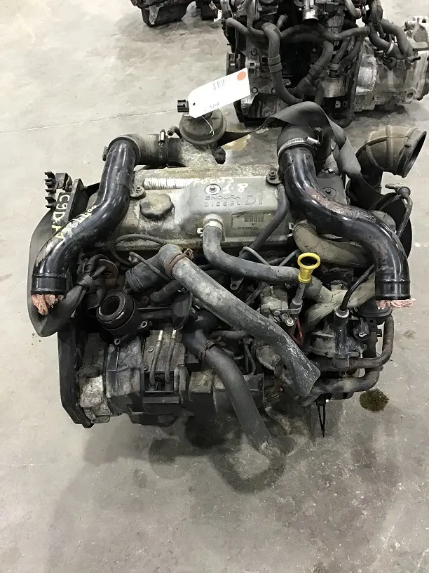 Moteur Ford Focus 1.8 TDDI (0077261-95)