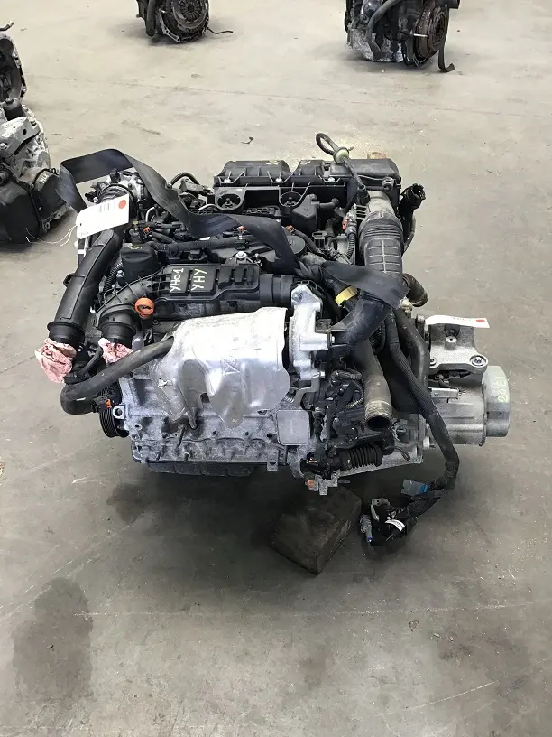 Moteur + BV Peugeot 208 1.5 HDI 102 cv (0251241-69)