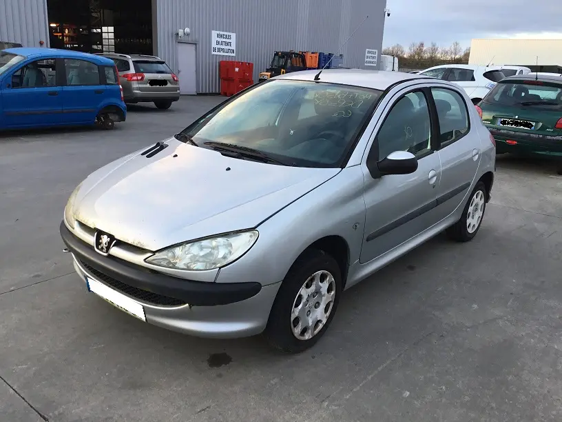 Peugeot 206 1,4 HDI 68 à la pièce (1220221)