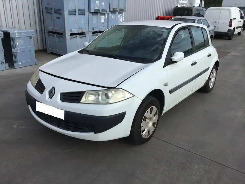 Renault Mégane II 1,5 DCI 86 à la pièce (0528251)