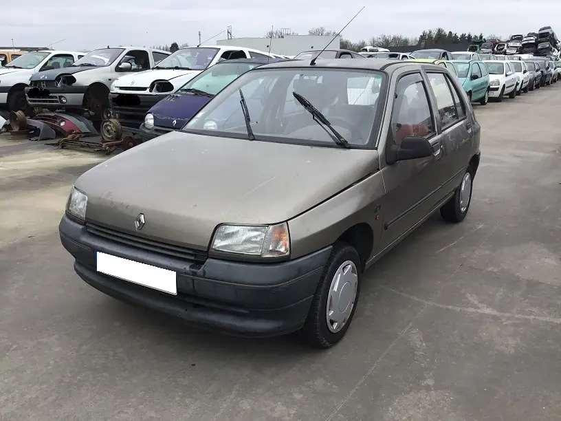 Renault Clio 1,4 ESS 79 à la pièce (0339231)