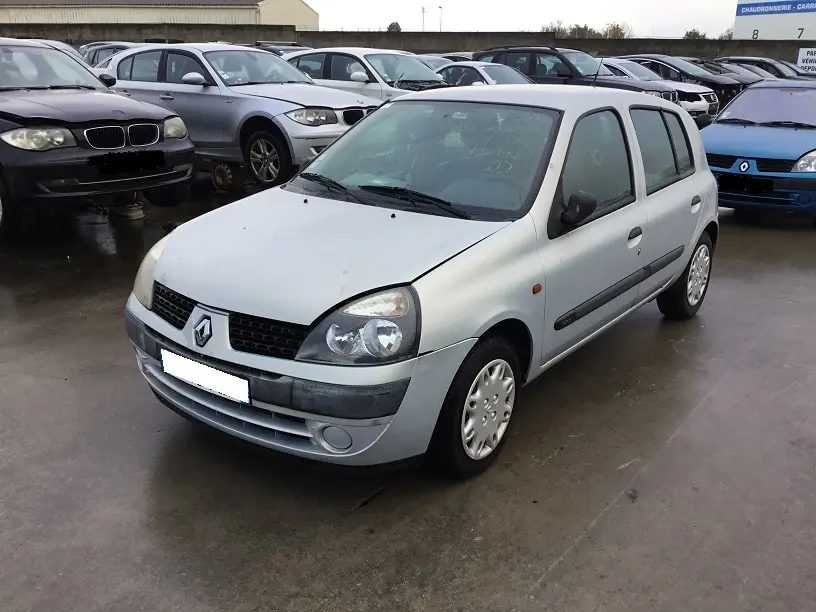 Renault Clio II 1,2 ESS à la pièce (1066241)
