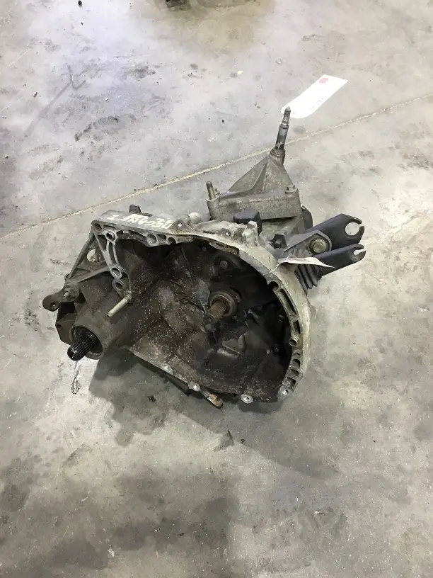 Boite de vitesse Renault Mégane 1.4 ess (0113261-10)