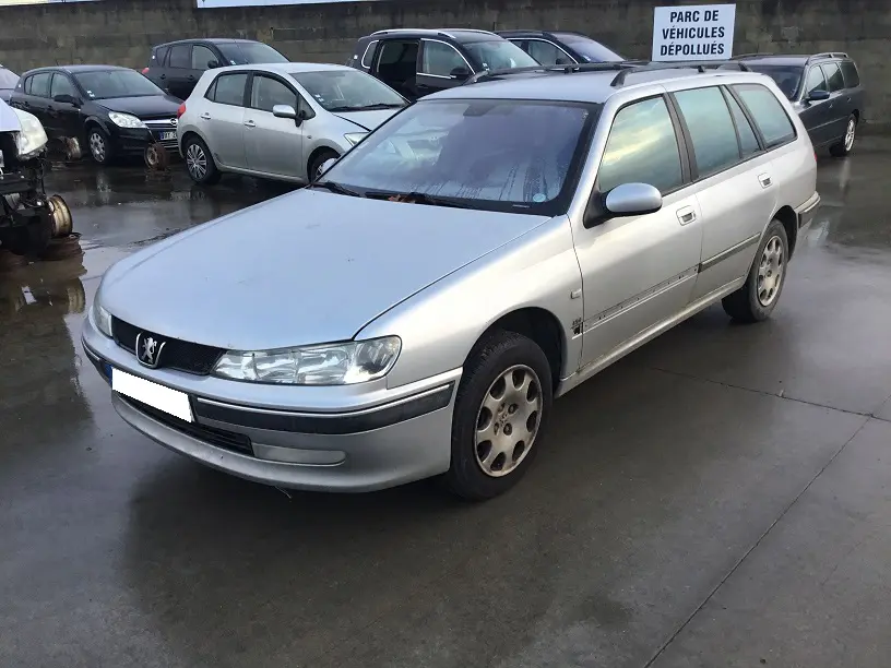 Peugeot 406 Break 2,0 HDI 90 à la pièce (1300231)