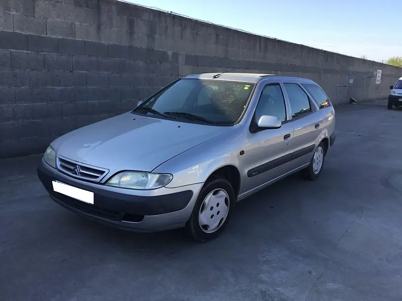 Citroën Xsara 1,9 TD à la pièce (0382211)