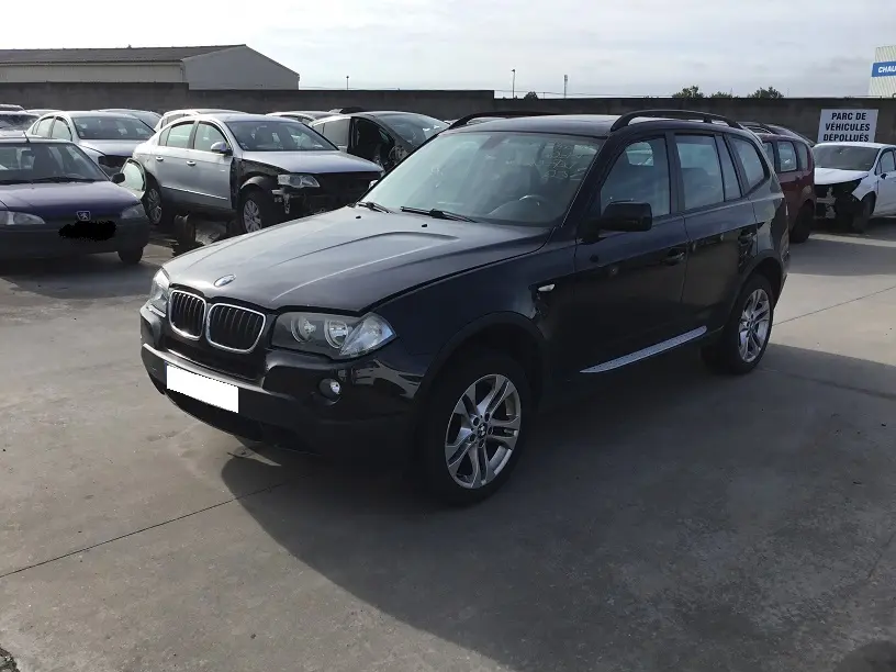 BMW X3 E83N 2,0 DCI 176 à la pièce (0606241)