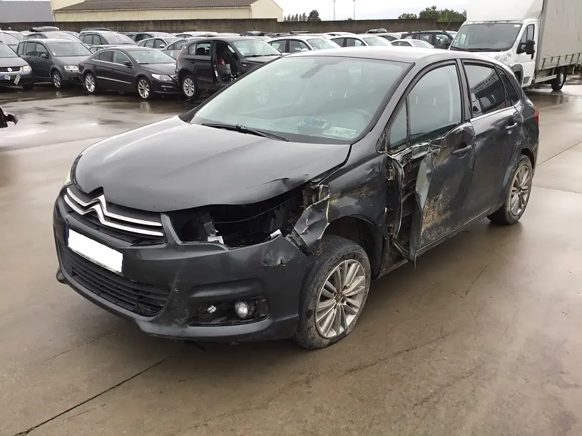 Citroën C4 II 1,6 HDI FAP 90 à la pièce (0717241)