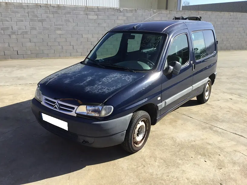 Peugeot Partner 1,1 60 à la pièce (0164251)